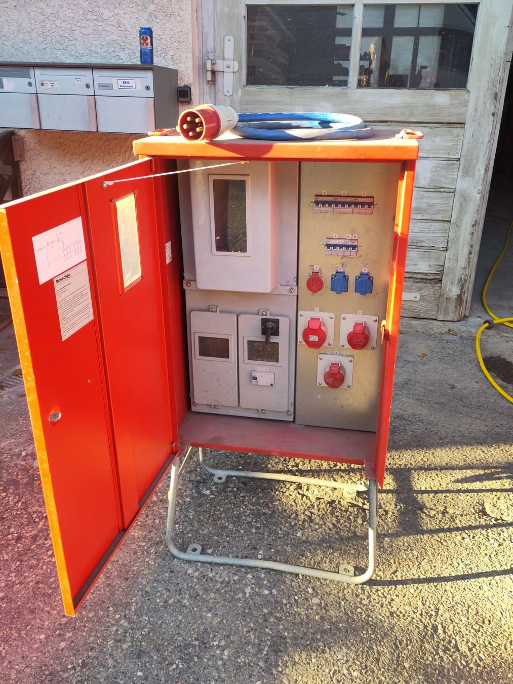 Electrotechnique: Baustromverteiler 63A – D'occasion à Herrenschwanden par dha02 4