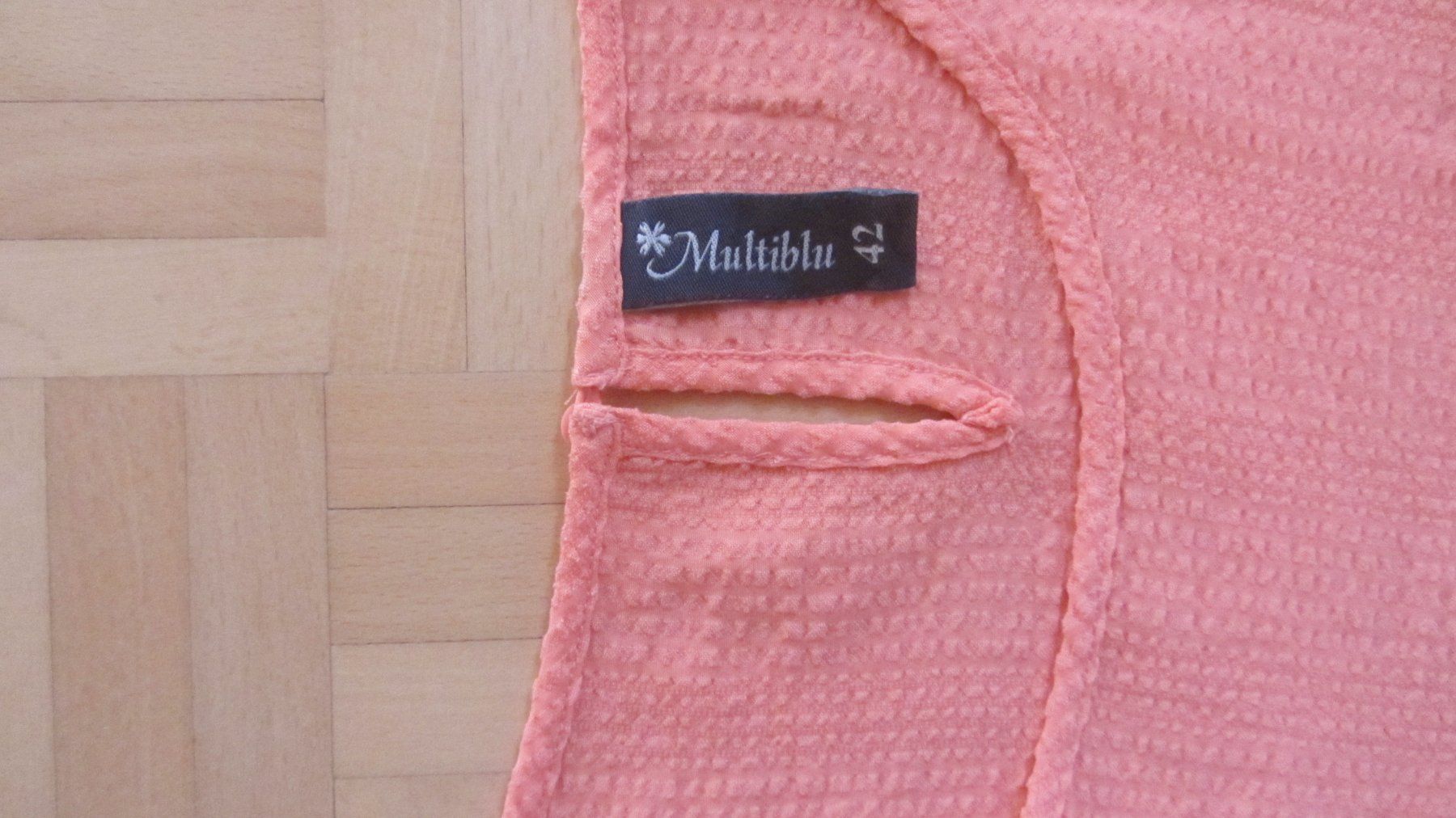 Top: Haut Malibu abricot 42 – Nuovo (secondo la descrizione) da Oberried FR venduto da berg04 1