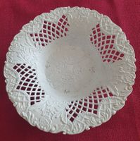 Italienische Vintage Durchbruchschale / Wandteller weiss