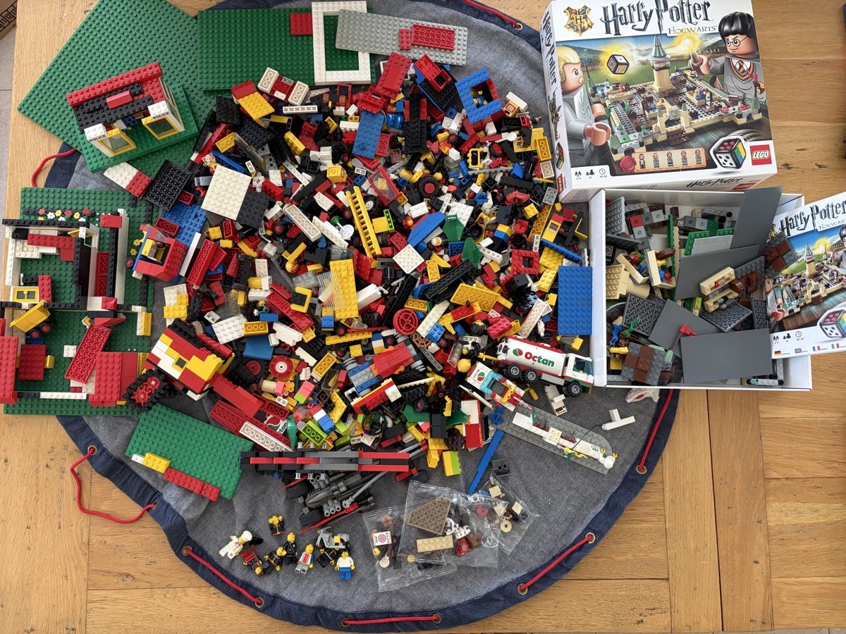 Lego Jeux de construction: Lego mélangés 4.7 KG – D'occasion à Echallens par JAR69