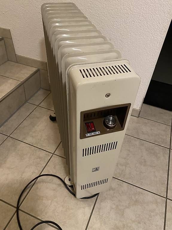 Radiatori: Elektroheizgerät/Ölradiator – Usato da Lüchingen venduto da ebkaufsuche 1