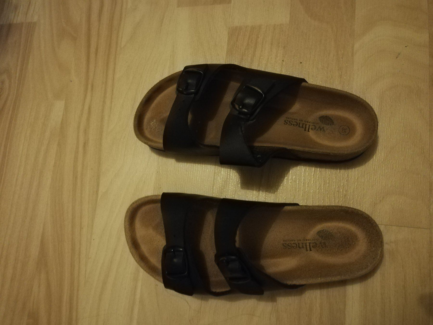 Scarpe per ragazzi: Pantoufles "Wellness"  (35) – Usato da Biel/Bienne venduto da Sikosi 2