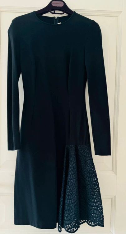 PHOTOS. Après le royal wedding, Stella McCartney dévoile sa première collection spéciale mariage - Closer