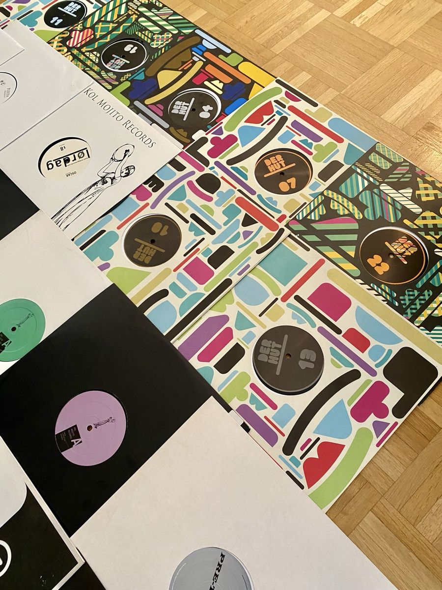 Schallplatten: Vinylsammlung Techno Minimal House – Gebraucht aus Möhlin von Devilspunchbowl 2