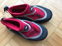 Badeschuhe / Wasserschuhe von Crane Grösse 28/29 -Porto 3.40