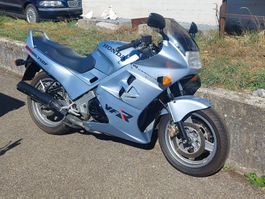Honda VFR 750 F RC 24 Gear Drive V4 Motor Klassiker Jg. 1988