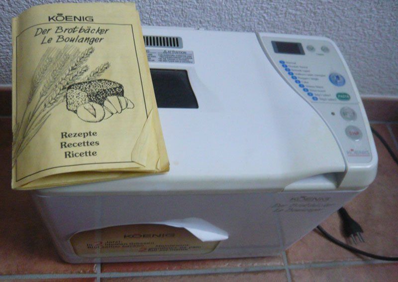 Elettrodomestici da cucina: Backmaschine König / Brotbackmaschine – Usato da Ruggell venduto da Btt 1