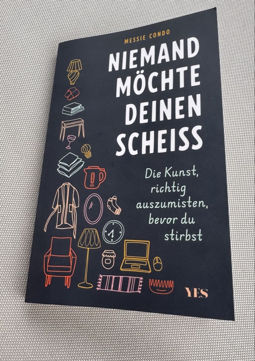 Libri: Buch: Niemand möchte deinen Scheiss – Usato da Frutigen venduto da _.Anja.B._
