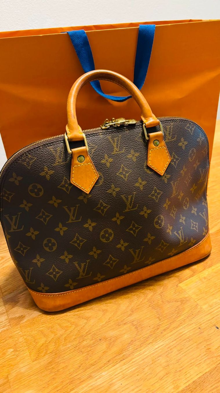 Louis Vuitton Taschen für Damen: Louis Vuitton Alma – Gebraucht aus Kriens von Amsterdam4 4