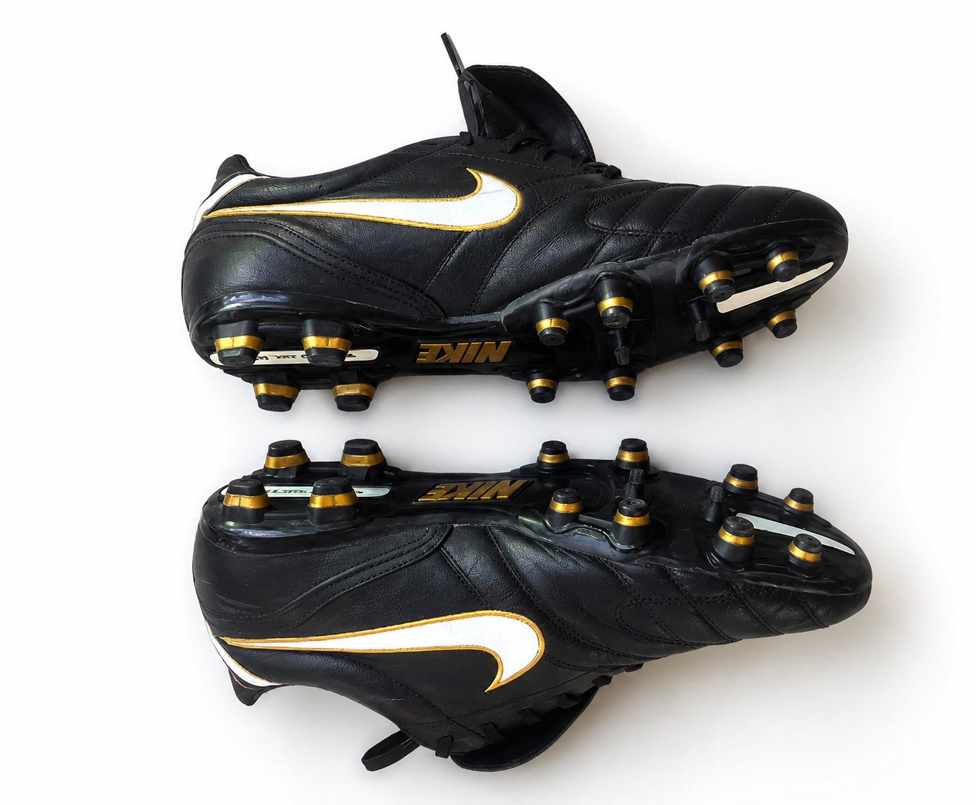 Chaussures hommes: Nike Tiempo Legend SG Gr. 45 – D'occasion à Basel par top_w2hg 1