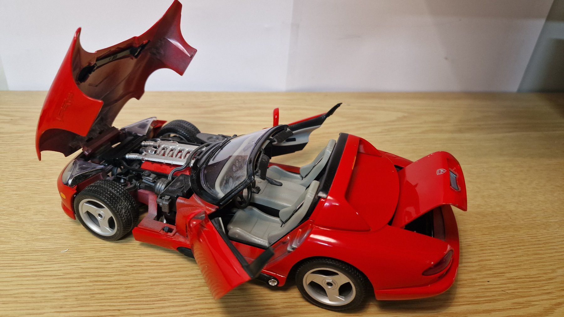 Bburago Modellini d'auto: Modellauto, Viper RT/10, 1/18, rot – Usato da Weisslingen venduto da and-lo73 1
