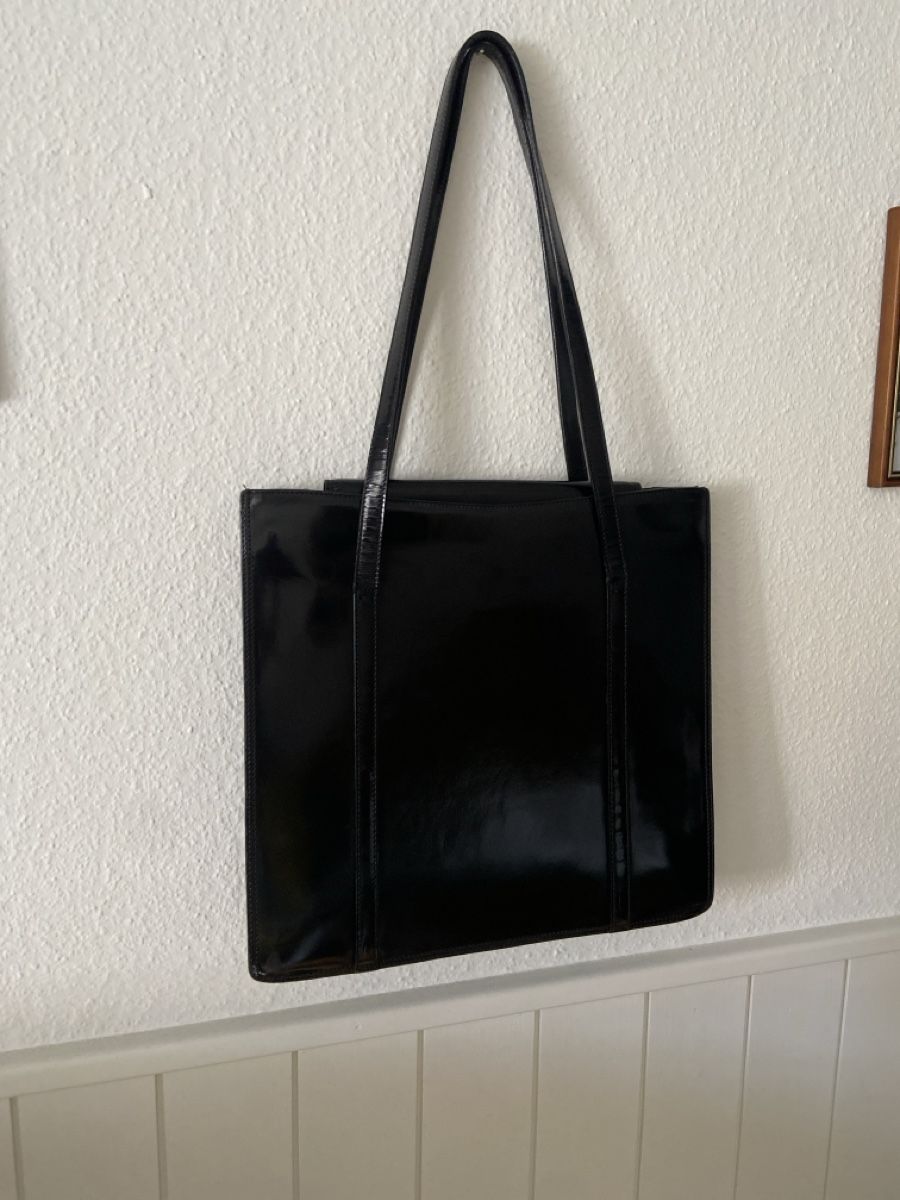 Taschen für Damen: Tasche – Gebraucht aus Murten von februari 1