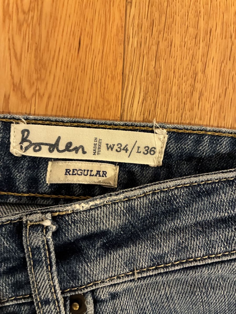Jeans: Jeans von Boden – Usato da Moleson-s-Gruyeres venduto da Mosaikplastik 1