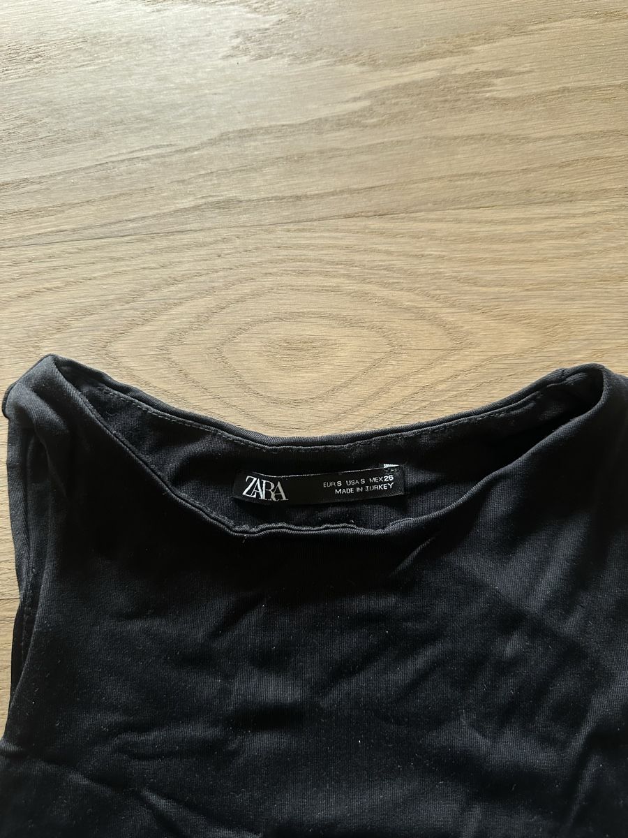 Zara Top: Schwarzer Body - Zara – Usato da Kloten venduto da niinaa.5 1