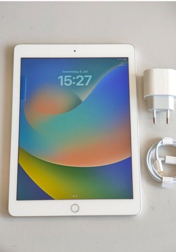 Apple Tablet PC: iPad 5The Generation 32GB – Gebraucht aus Solothurn von Electronic.3