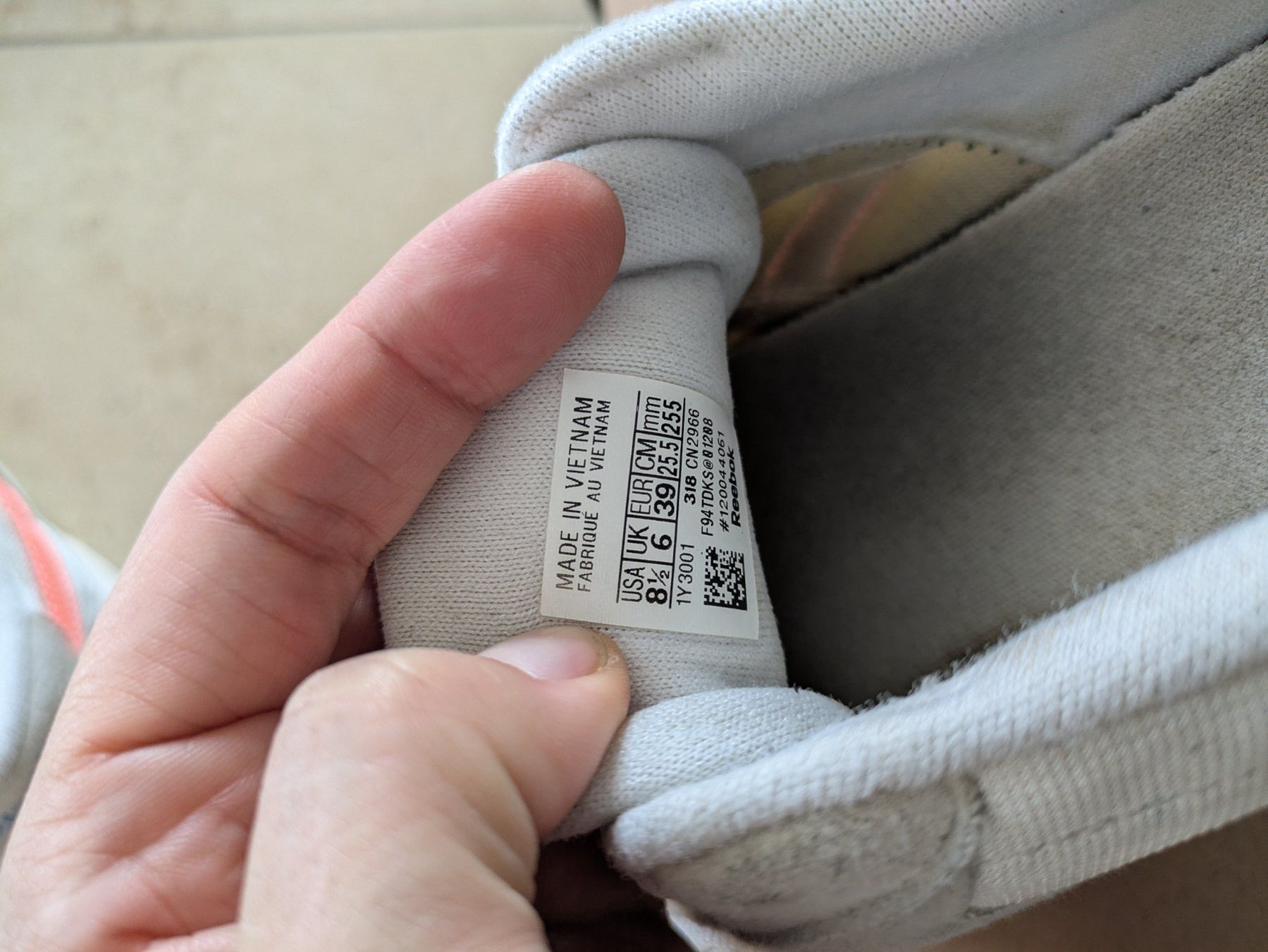 Reebok Scarpe da donna: Sneakers Reebok, Grösse 39 – Usato da Zürich venduto da mizuuu 3