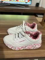 Baskets Skechers blanc rose taille 33.5 bon état