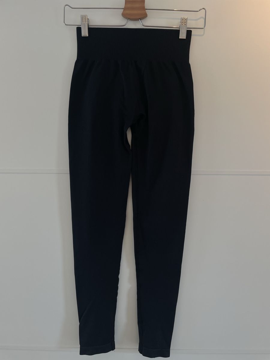 Teveo Leggings: Teveo Leggins mit Scrunch  – Usato da Fällanden venduto da hannah_bofinger 2