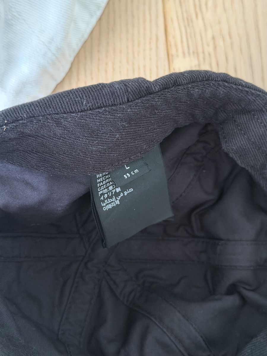 Balenciaga Hüte, Mützen & Caps: Schwarze Balenciaga Cap – Gebraucht aus Wolfhausen von leaze 2