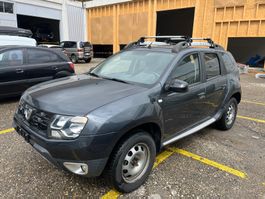 Dacia Duster 1.5dCi 4x4 mit AHK. Frisch ab Service und MFK