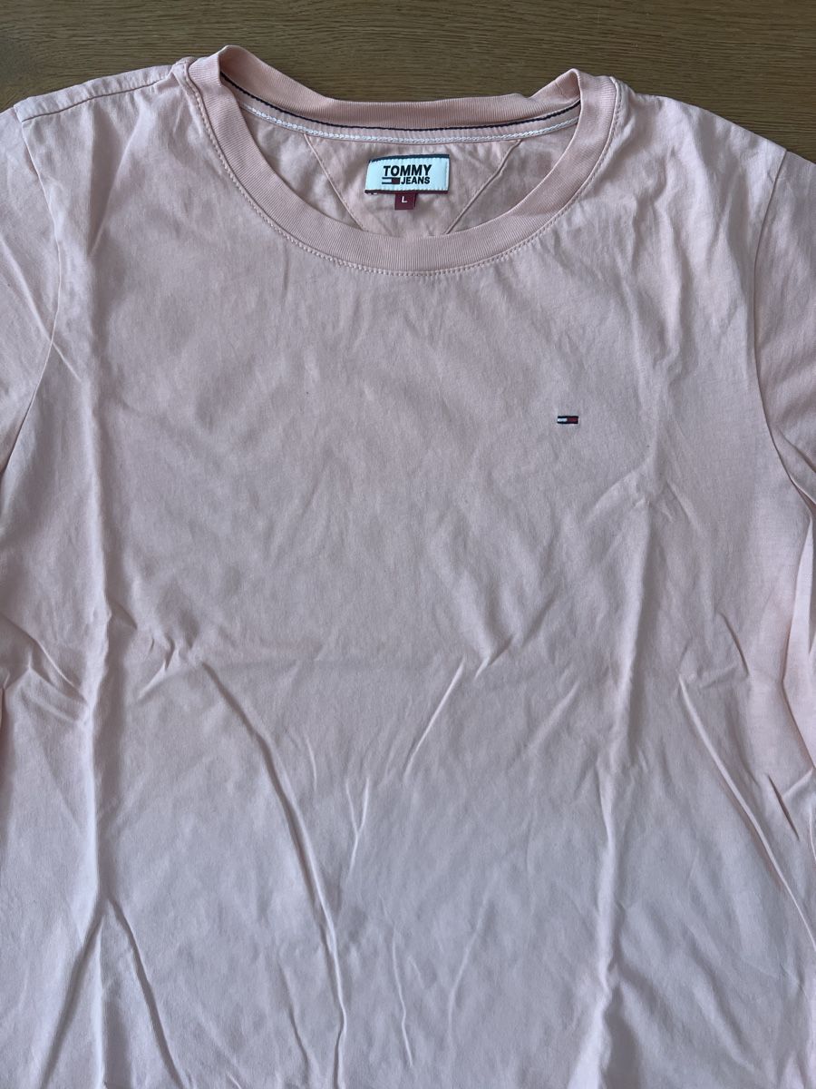 Tommy Hilfiger T-shirt: T-Shirt Tommy Jeans – Usato da Davos Platz venduto da boom62 1