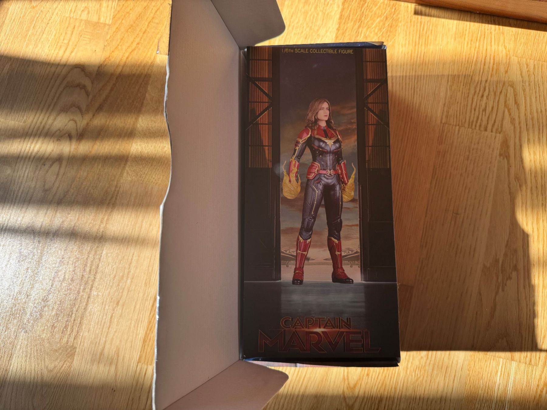 Marvel Statuette: Captain Marvel Figur – Nuovo e nell'imballaggio originale da Rapperswil SG venduto da Boadioz 1