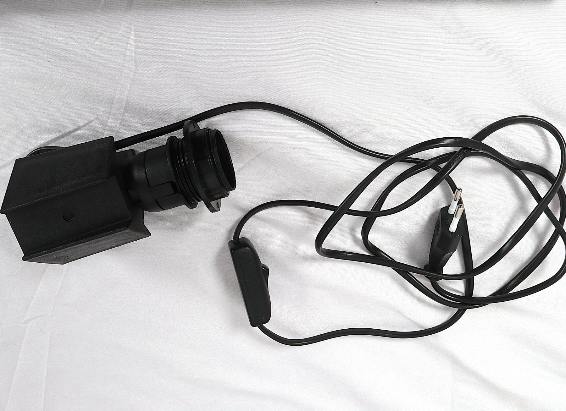 Lampade: Tripod Floor Lamp AYD-1564 – Nuovo (secondo la descrizione) da Steinen venduto da Restwert_Steinen 2