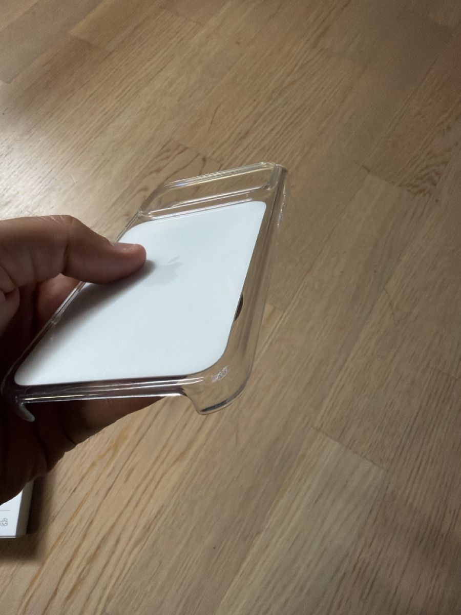 Apple Covers & Schutzfolien: Custodia trasparente iPhone 17 Pro Max MagSafe confezione – Gebraucht aus Zürich von fra89zh 3
