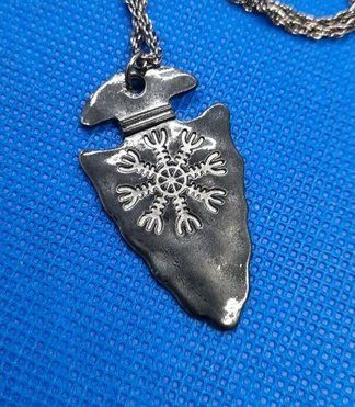 Ciondoli: Halskette Vegvisir Speer Speerspitze – Nuovo e nell'imballaggio originale da Walenstadt venduto da SchnaeppchenRabe