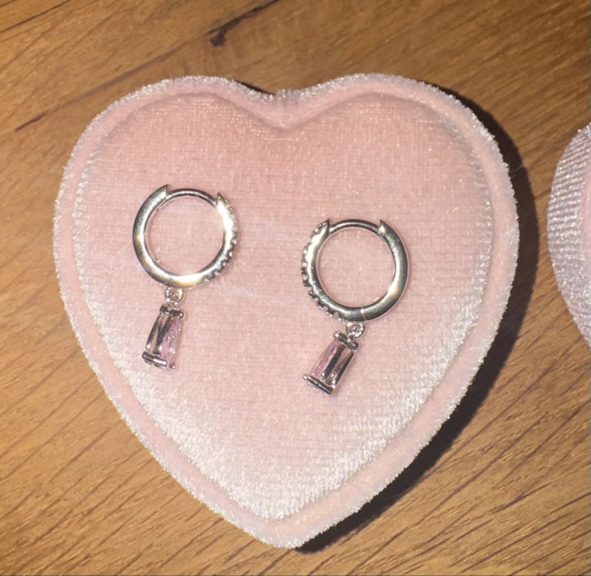 Orecchini pendenti & Orecchini a lobo: Sterling silver hoop earrings – Nuovo (secondo la descrizione) da Dinhard venduto da emi_6jdk 2