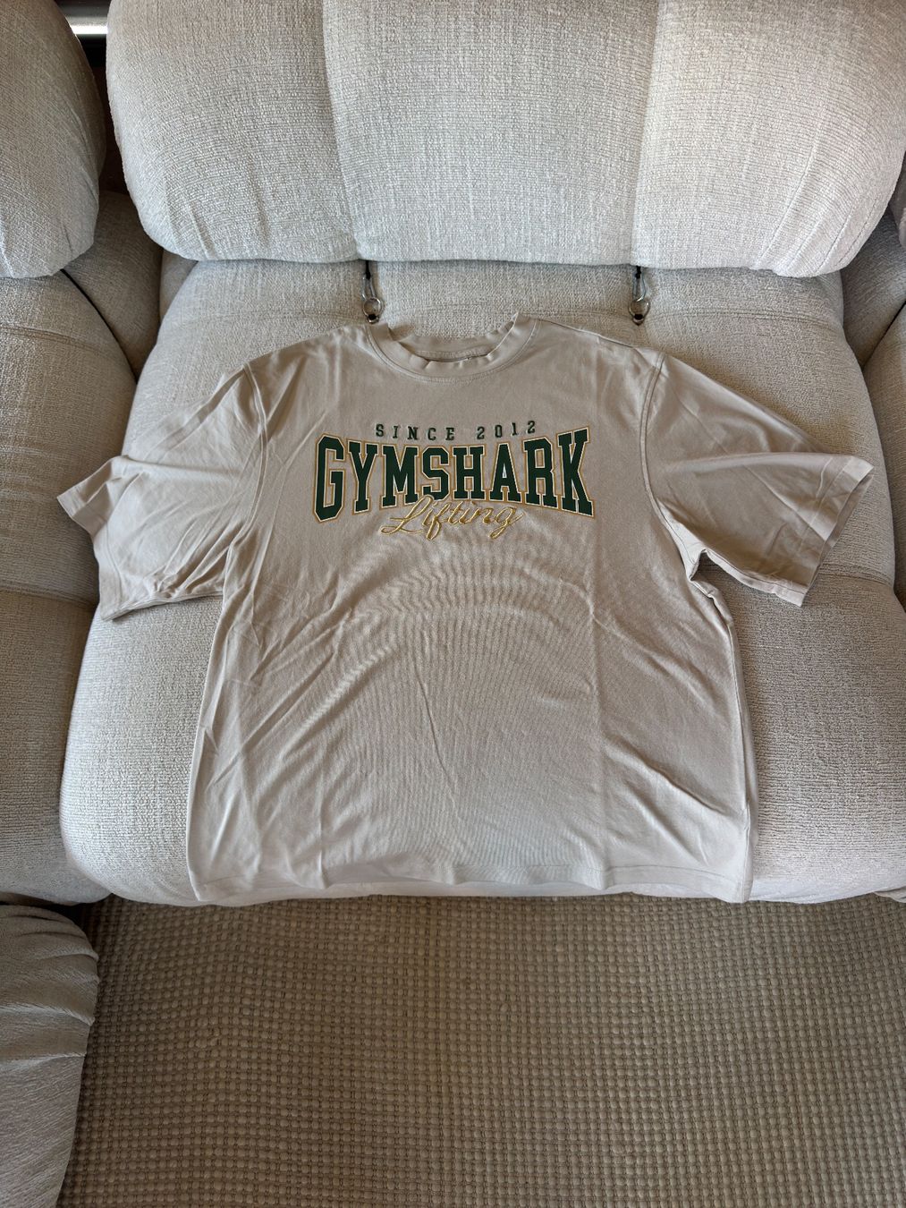 Gymshark T-shirt: Gymshark | T-Shirt – Nuovo (secondo la descrizione) da Horgen venduto da onur_5 2