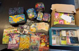 Riesige Pokemonkartensammlung