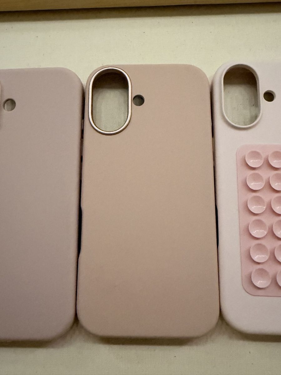 Coques & Protection écran: iphone 17 Hüllen rosa tönne Bundle  – D'occasion à Chur par mel_gn2k 2