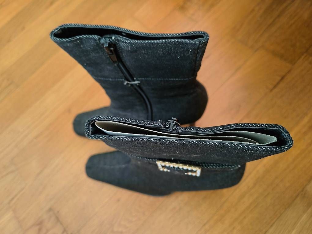 Scarpe da donna: Bottines en jeans noir – Usato da Nyon venduto da Ariady 2