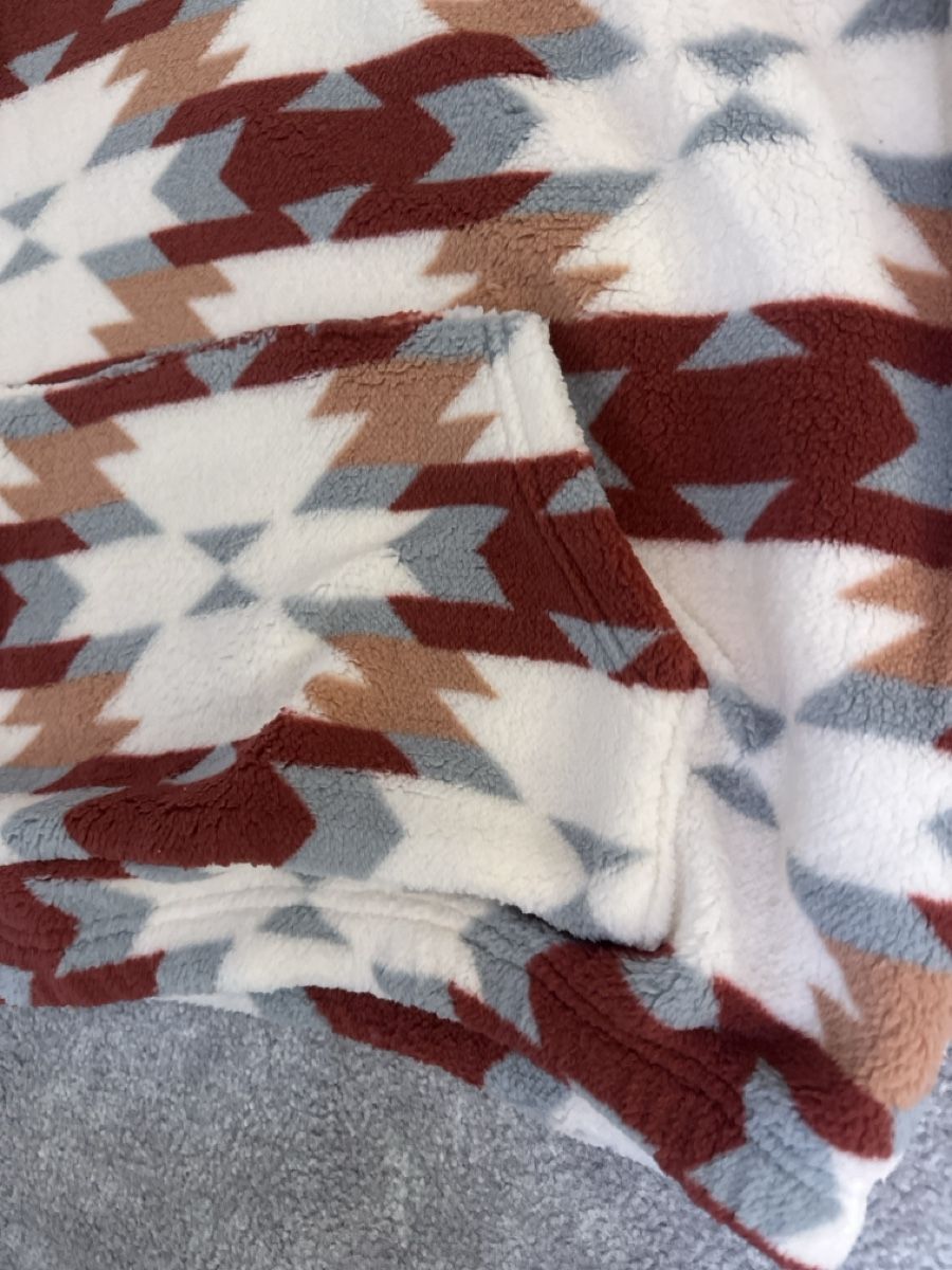 Maglioni & Felpe: Super weicher Winterpulli mit Muster, Grösse L - Top! – Nuovo (secondo la descrizione) da Solothurn venduto da Ib1a 4