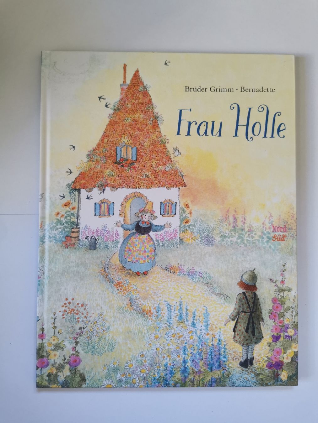 Libri: Frau Holle - Gebrüder Grimm – Nuovo (secondo la descrizione) da Bern venduto da Libre_raria