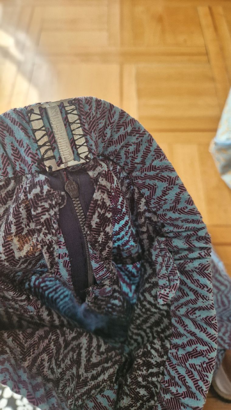 Jupes: jupe faite-mains taille XS  – D'occasion à Pully par Patriciaeve 2