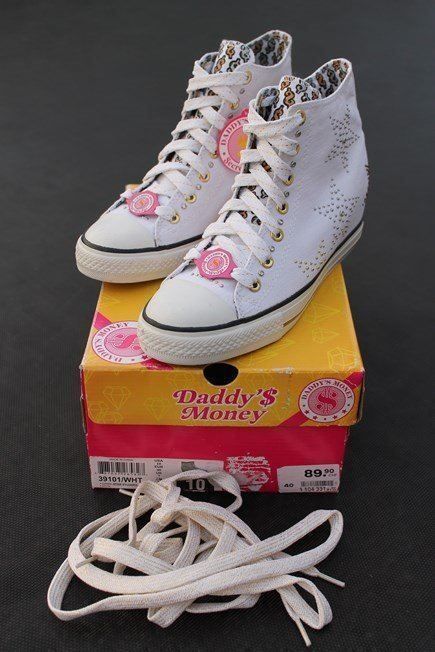 Scarpe da donna: Chaussures/Baskets étoiles DADDY's MONEY, pointure 40, NEUF – Nuovo e nell'imballaggio originale da Agiez venduto da chouchanelle