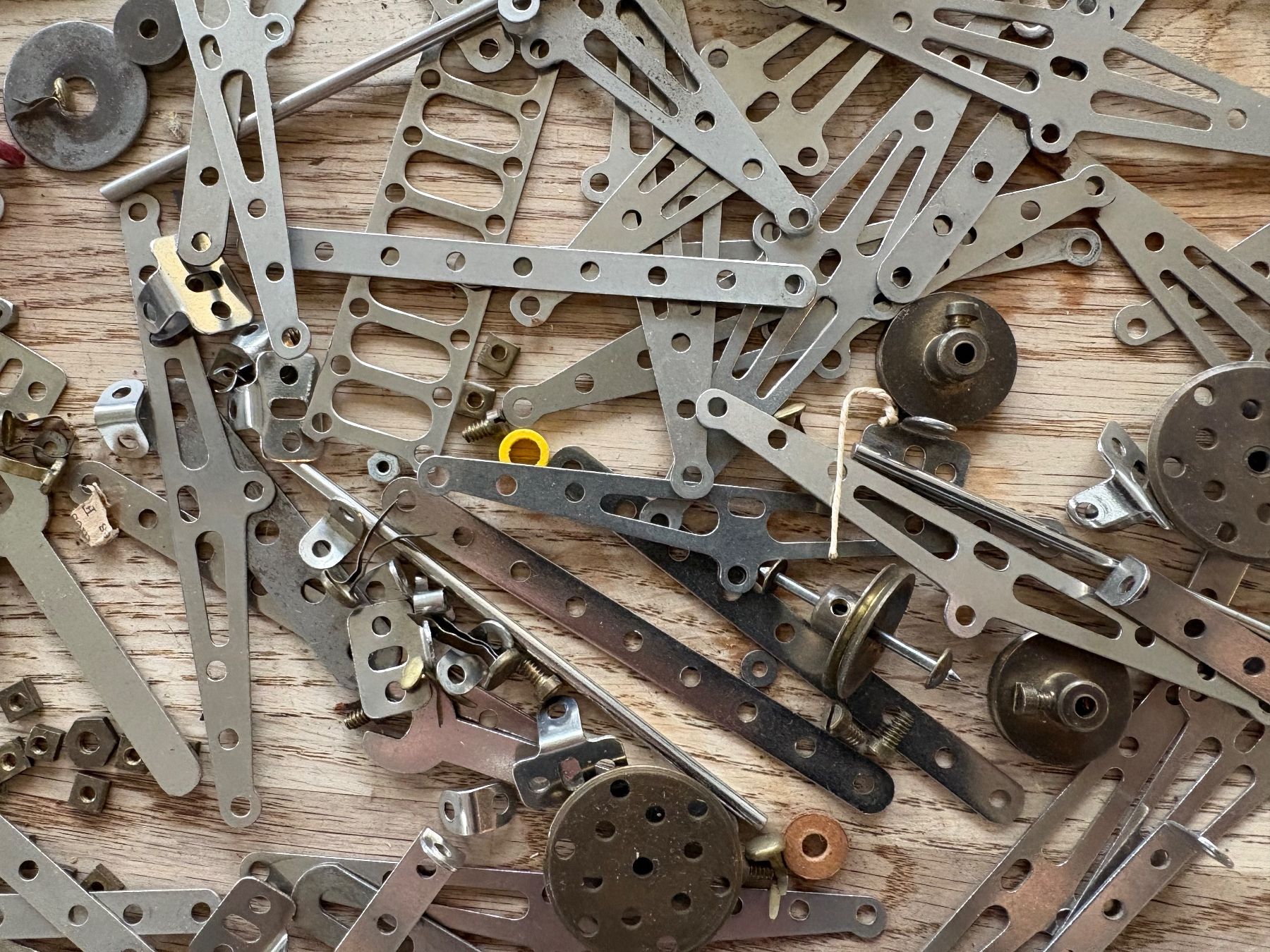 Baukästen: Lot, Constructor Metallbaukasten gebraucht – Gebraucht aus Schleinikon von msfwmw2 2