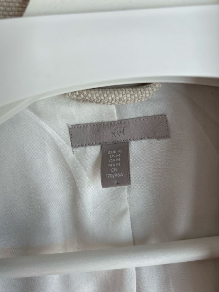 H&M Jacken: Blaser hellbeige – Gebraucht aus Adlikon b. Regensdorf von Huegeler 2