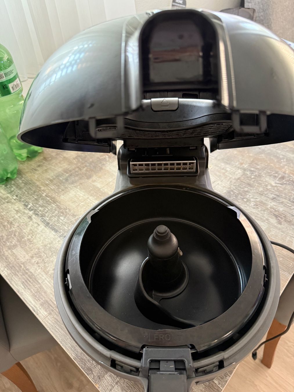 Tefal Elettrodomestici da cucina: Tefal Air Fryer – Usato da Weesen venduto da naz_m6gj 1