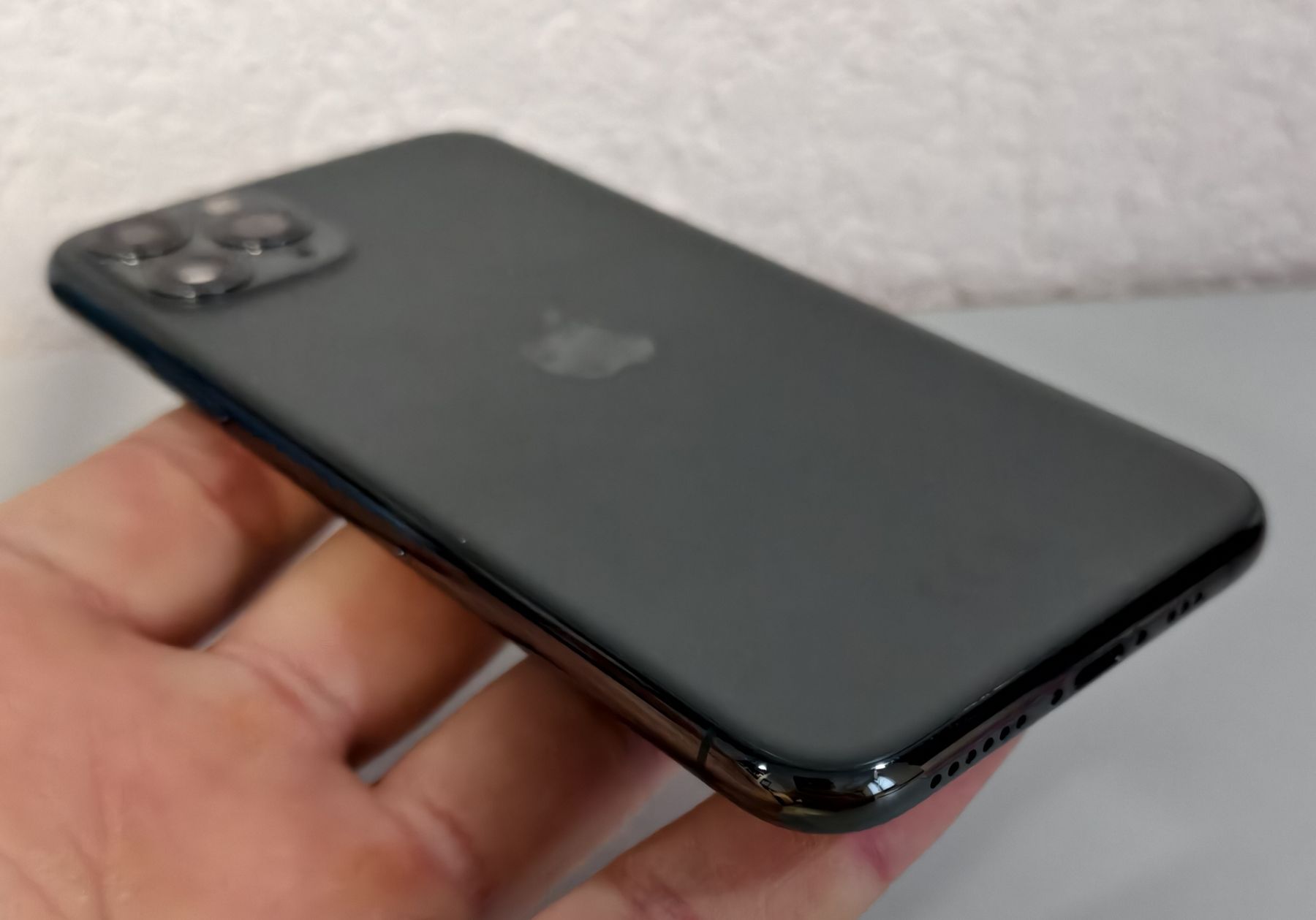 Apple Telefoni cellulari / Smartphones: iPhone 11 Pro ohne iCloud Lock – Difettoso da Ehrendingen venduto da Rocky985 2