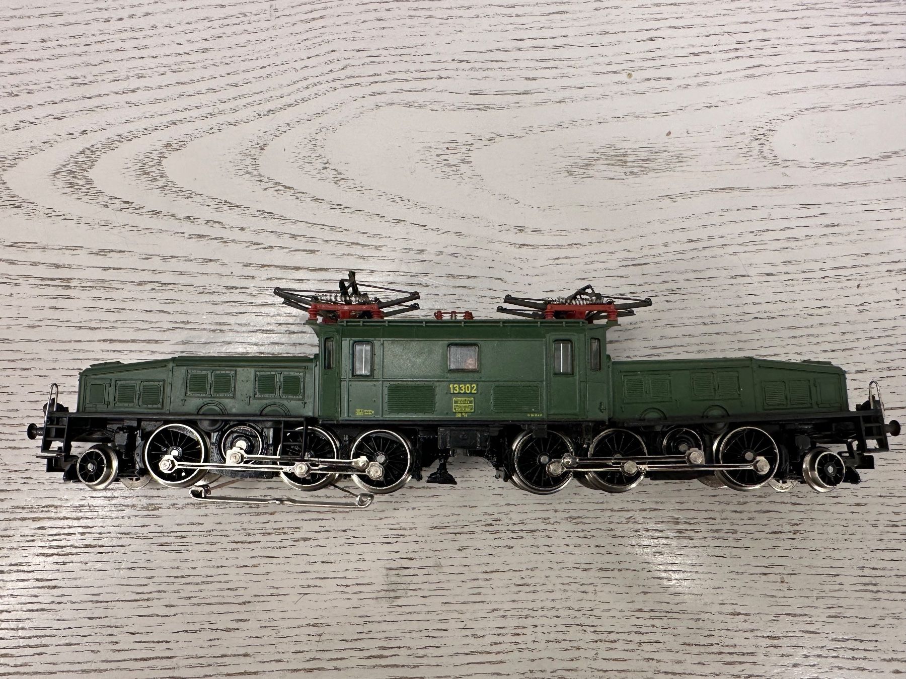 Märklin Modellini di ferrovie: Märklin 3056 SBB Ce 6/8 III – Usato da Lupsingen venduto da New-Haven 2