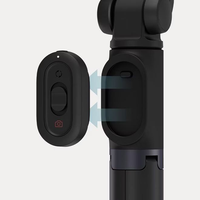 Staffe: Perche à selfie Bluetooth - neuf – Nuovo e nell'imballaggio originale da Delémont venduto da Emi-98 5