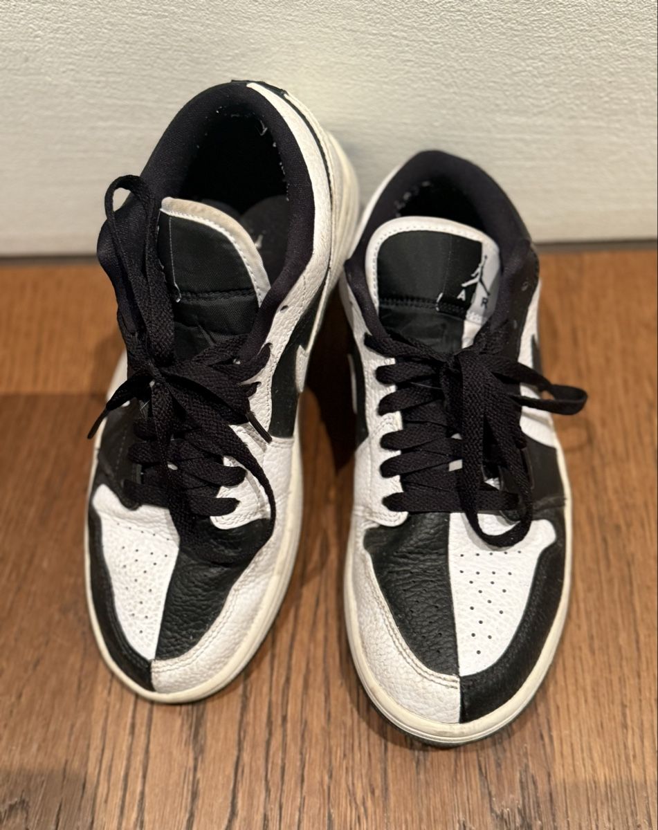 Jordan Damenschuhe: Nike Air Jordan 1 Low Panda - Gr. 39 – Gebraucht aus Niederbüren von Debby09
