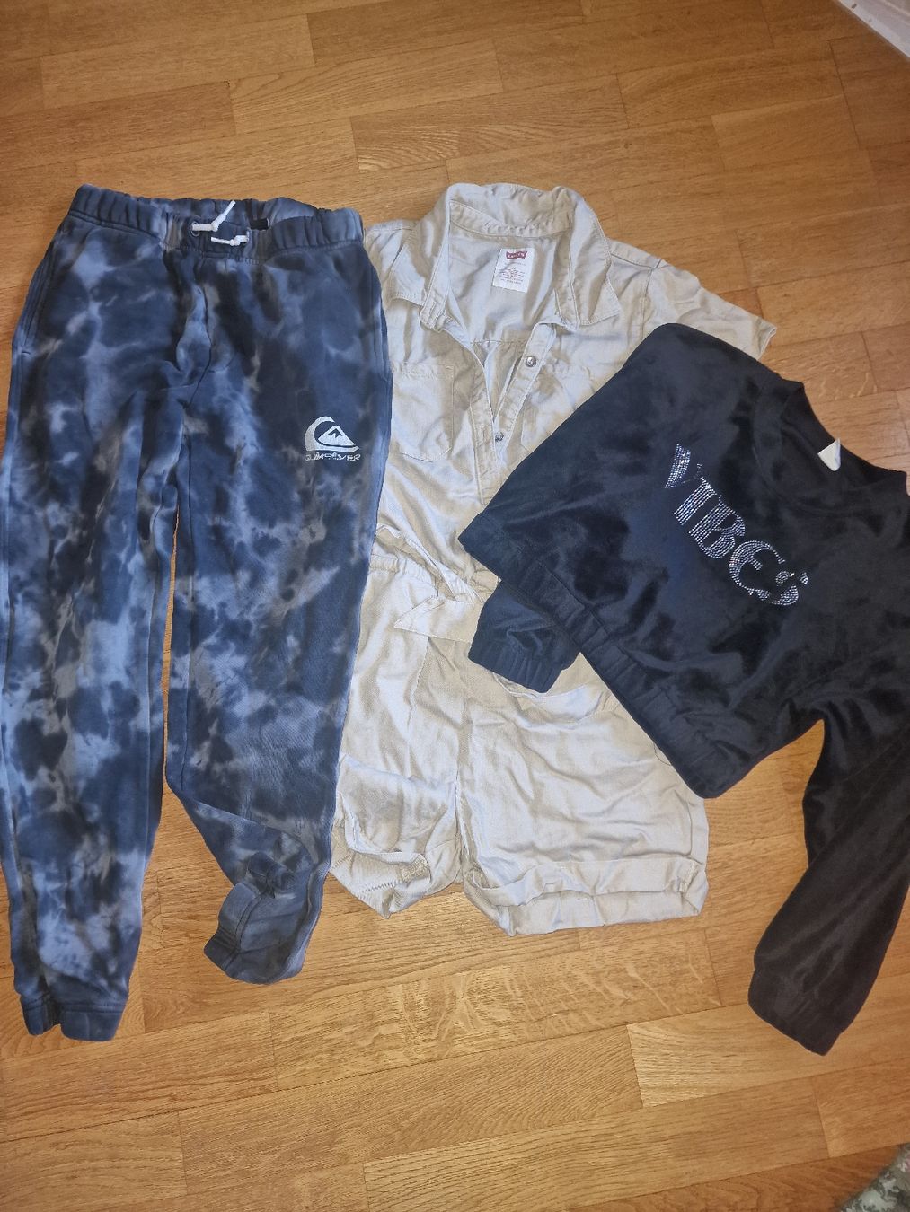 Lotti & Set di vestiti: Kleiderpaket – Usato da Bad Zurzach venduto da ItaNene