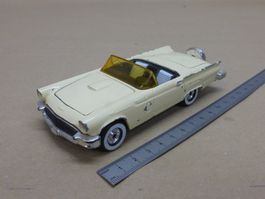 Corgi Ford Thunderbird Modellauto hellgelb gebraucht