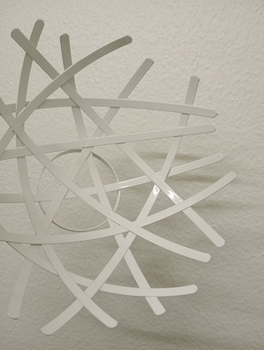 Ciotole: Moderne Design Obstschale, Metall, Weiss – Usato da Allschwil venduto da Evgeniia78 2