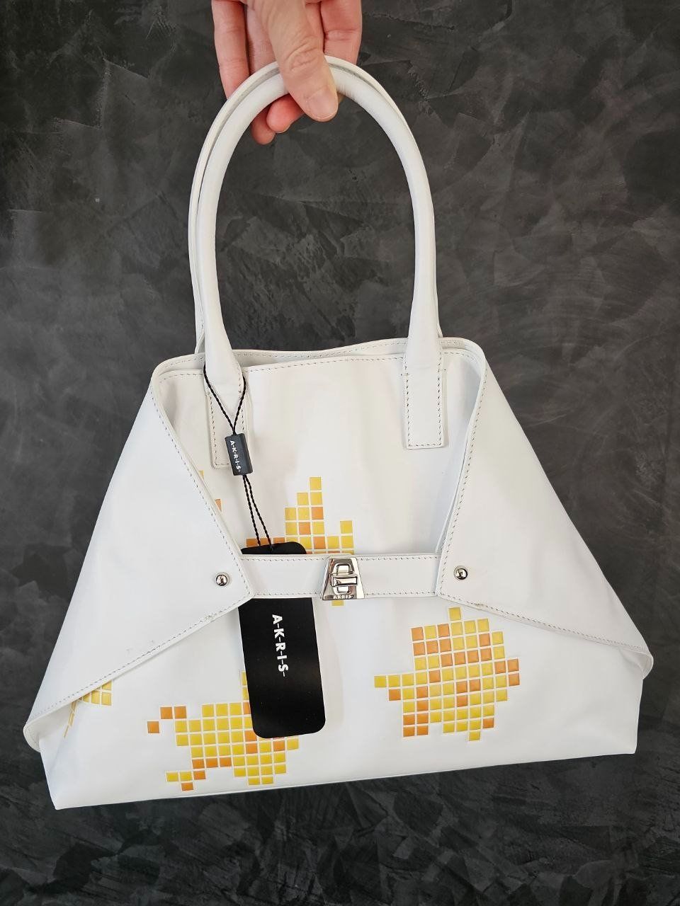 Akris Borse da donna: NEW AKRIS Ai Small Tote Bag – Nuovo e nell'imballaggio originale da Origlio venduto da ann_q6qv 9
