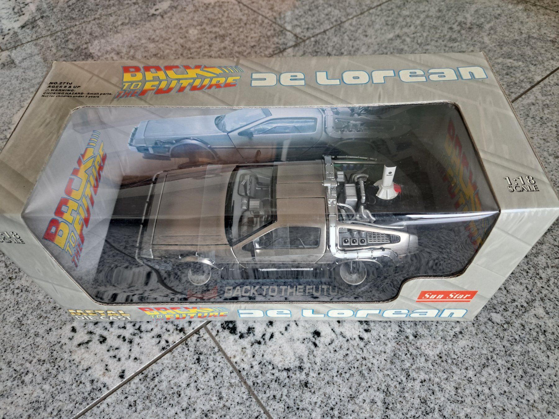 Delorean Modellautos: DE LOREAN BACK TO FUTURE 1  1:18 SUNSTAR – Neu und originalverpackt aus Bazenheid von derdelorean01 3